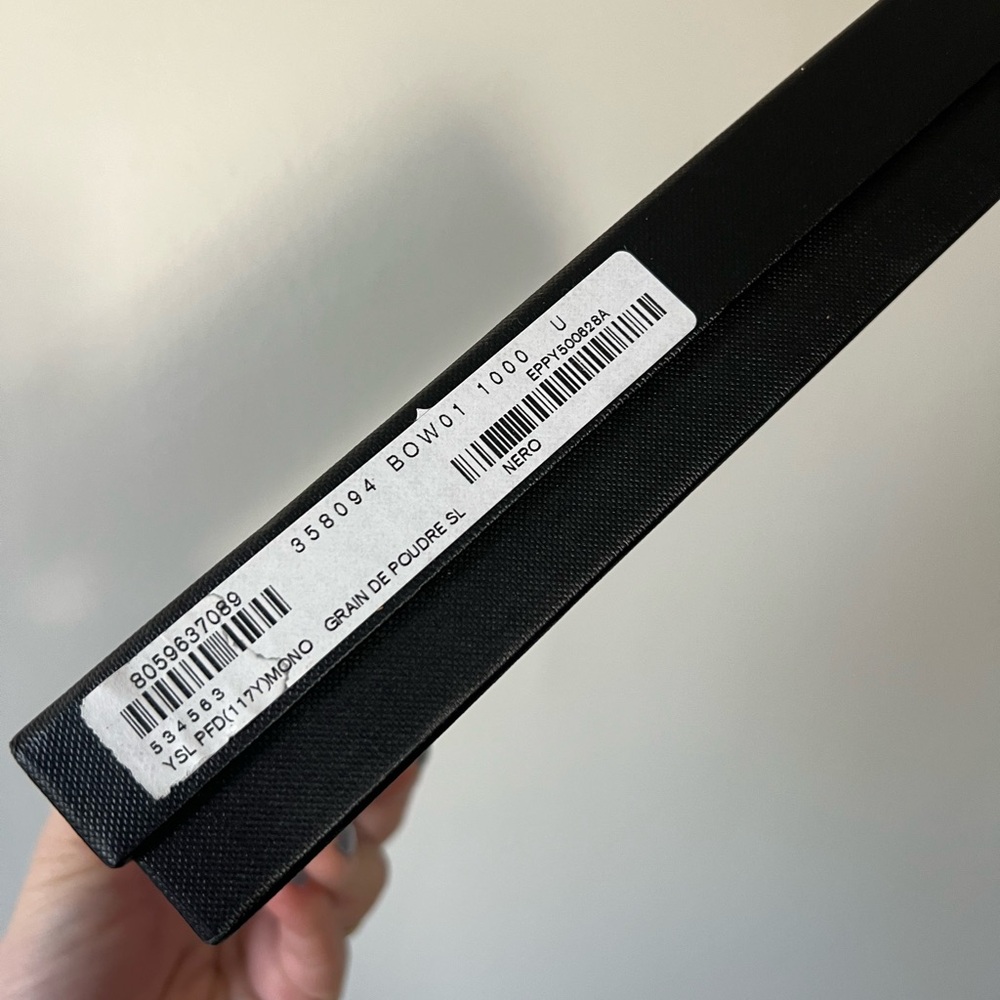 Saint Laurent YSL logo Cassandra Long Zip Wallet Black And Gold - Picture 10 of 12
